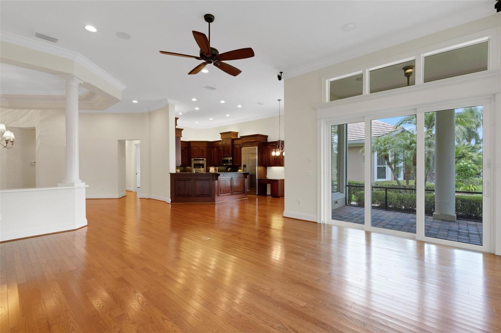 Image 15 of 63 For 2633 Bellerive Drive