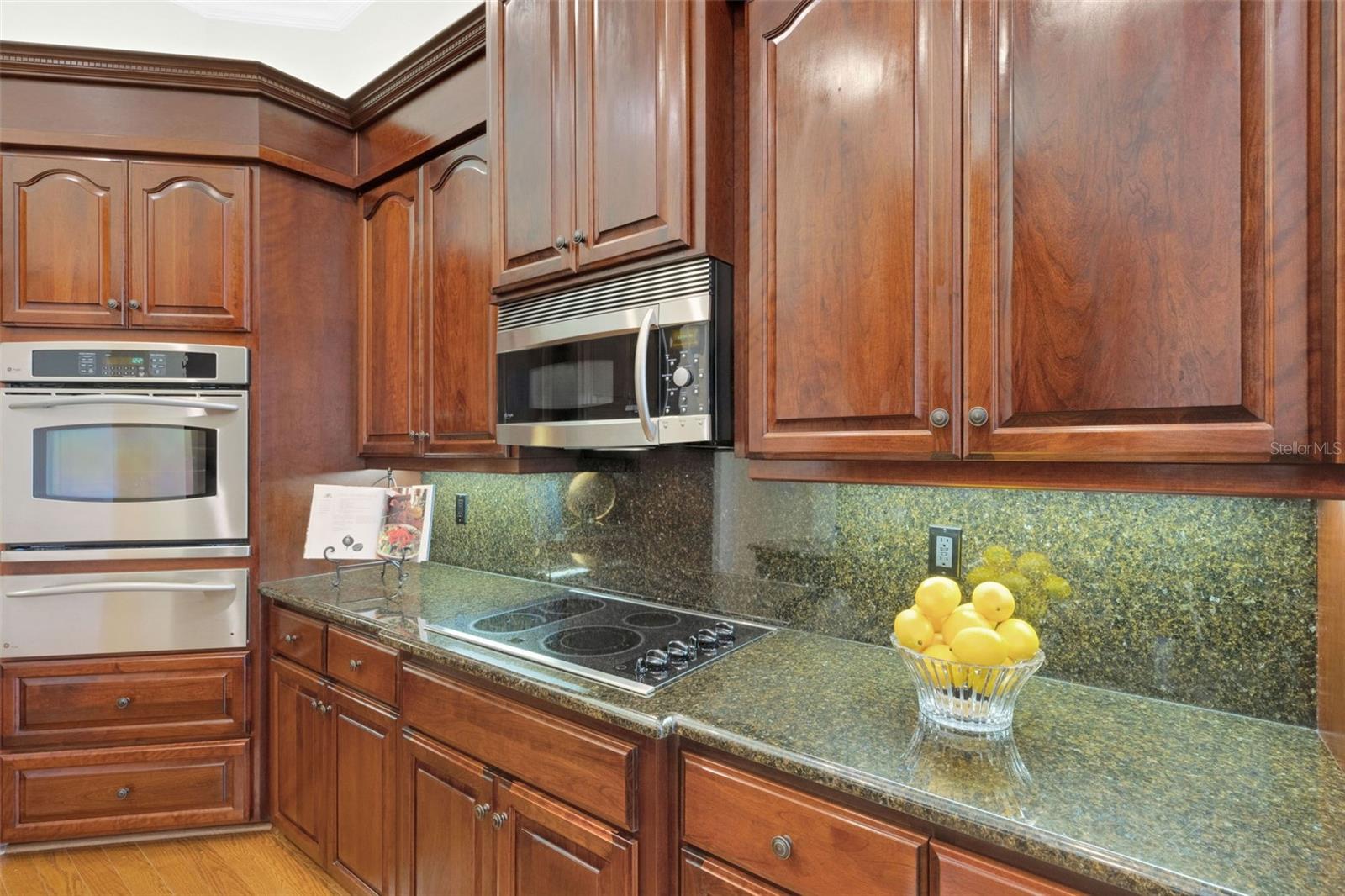 Image 24 of 63 For 2633 Bellerive Drive