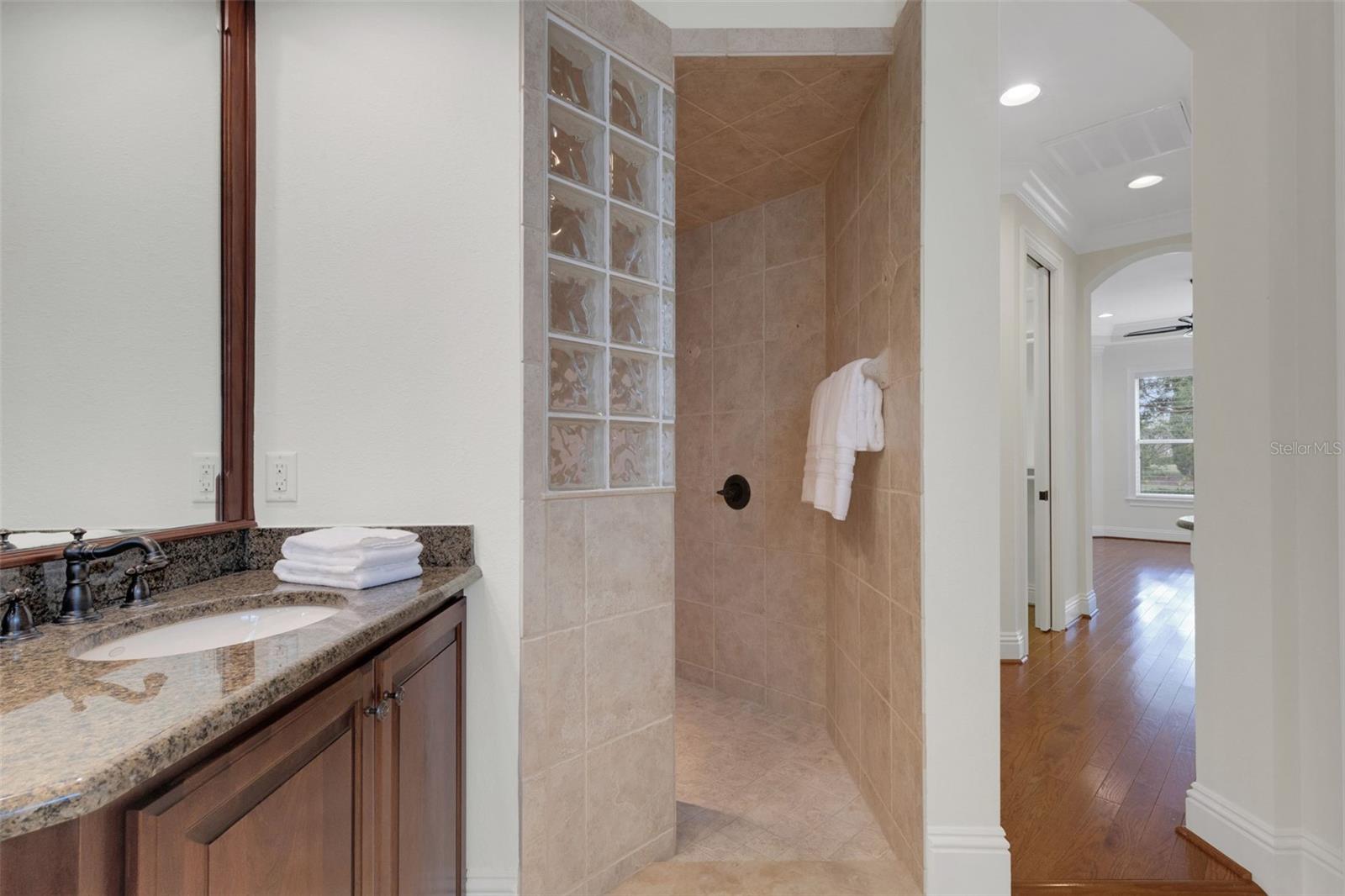 Image 35 of 63 For 2633 Bellerive Drive