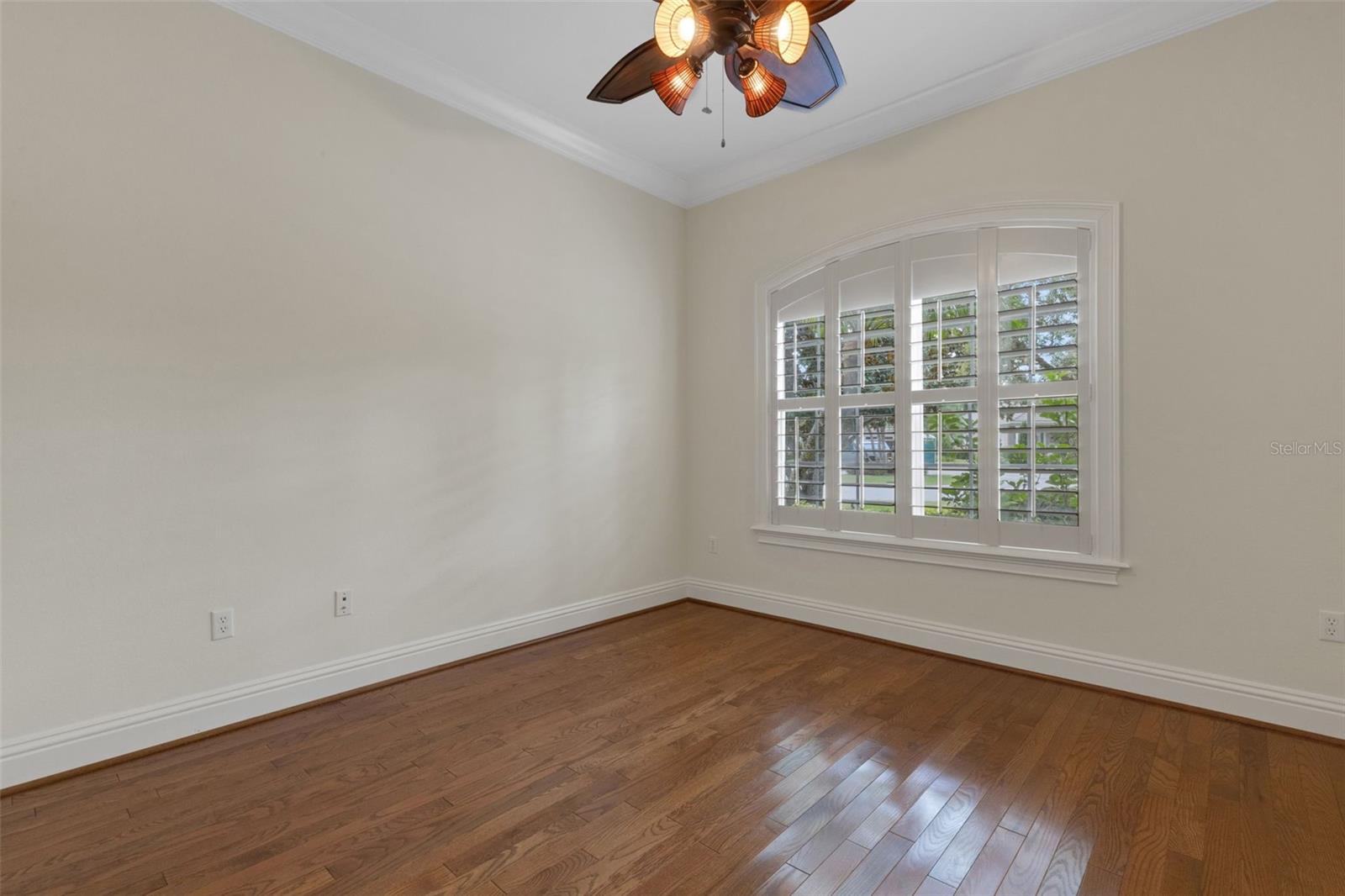 Image 39 of 63 For 2633 Bellerive Drive