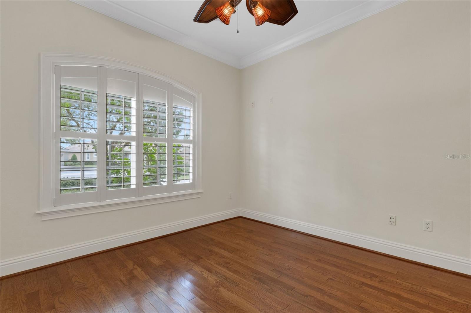 Image 40 of 63 For 2633 Bellerive Drive