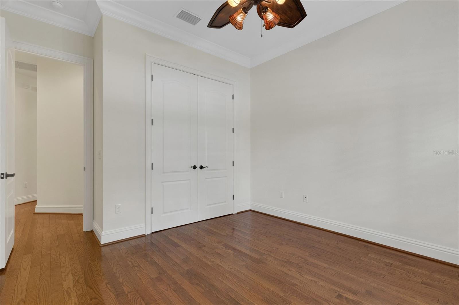 Image 41 of 63 For 2633 Bellerive Drive