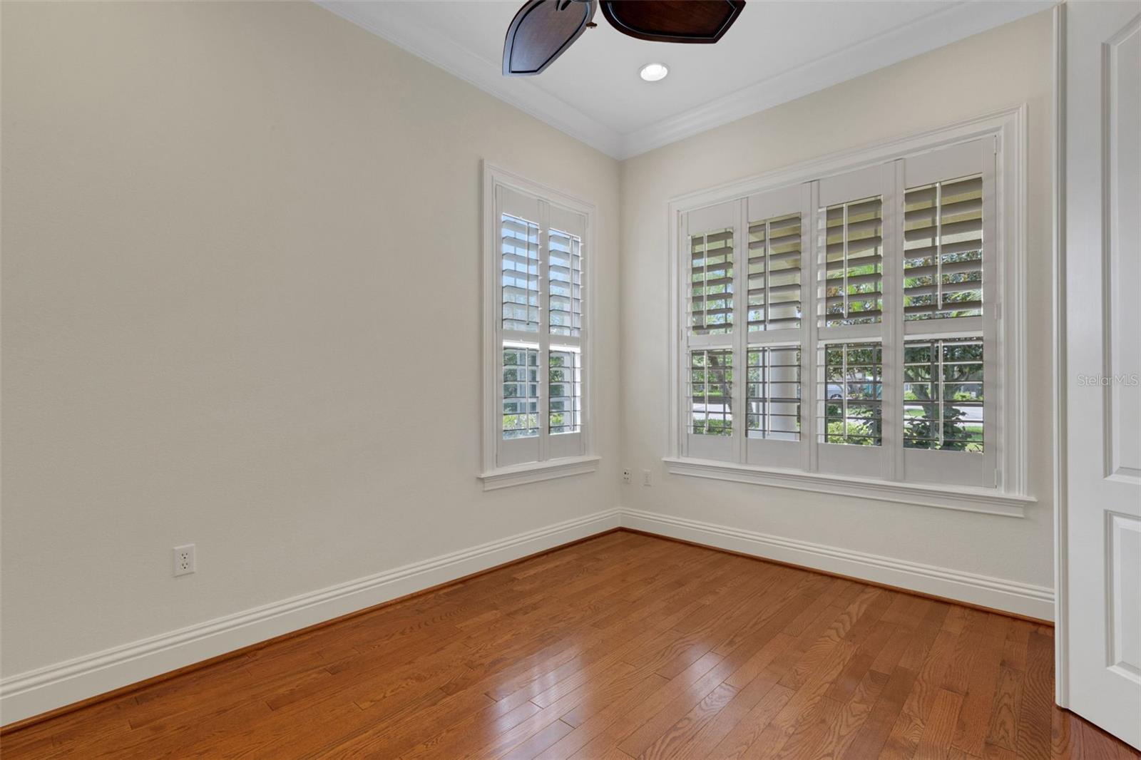 Image 6 of 63 For 2633 Bellerive Drive