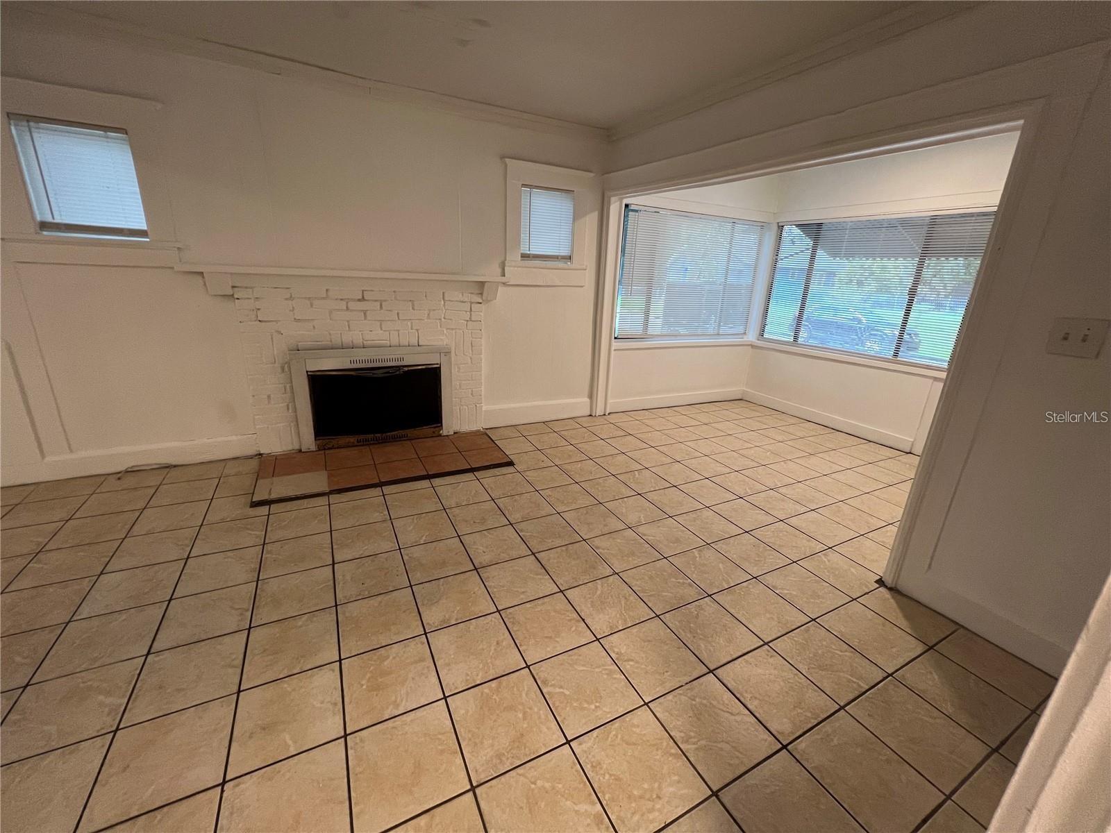Image 6 of 15 For 1227 13th Avenue S