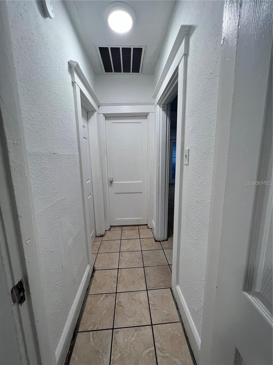 Image 7 of 15 For 1227 13th Avenue S