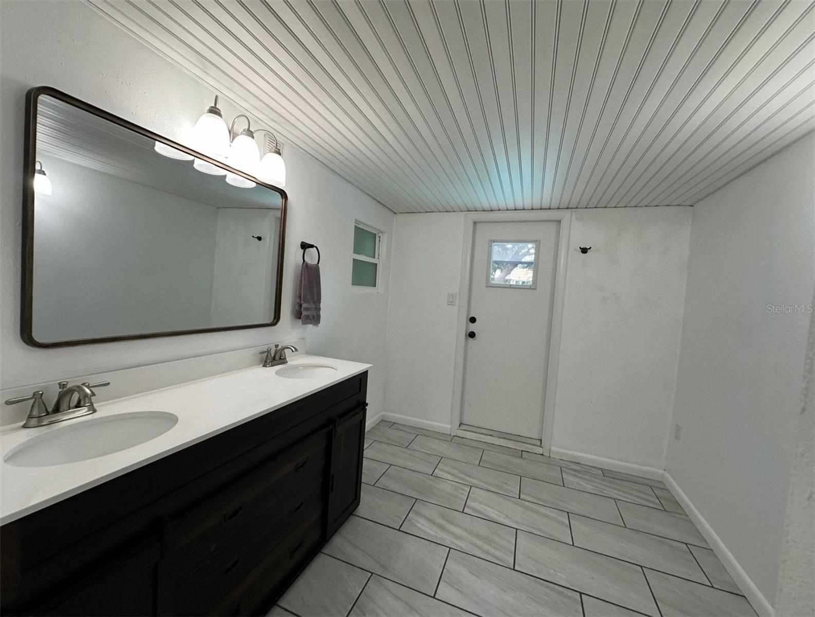 Image 10 of 31 For 37341 Rutledge Drive