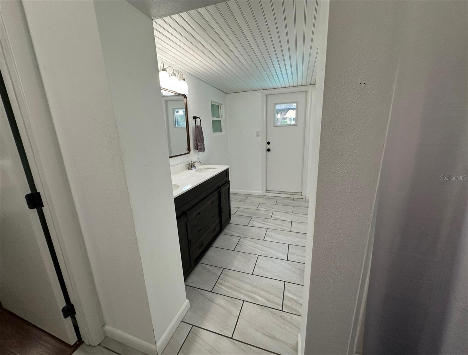 Image 11 of 31 For 37341 Rutledge Drive