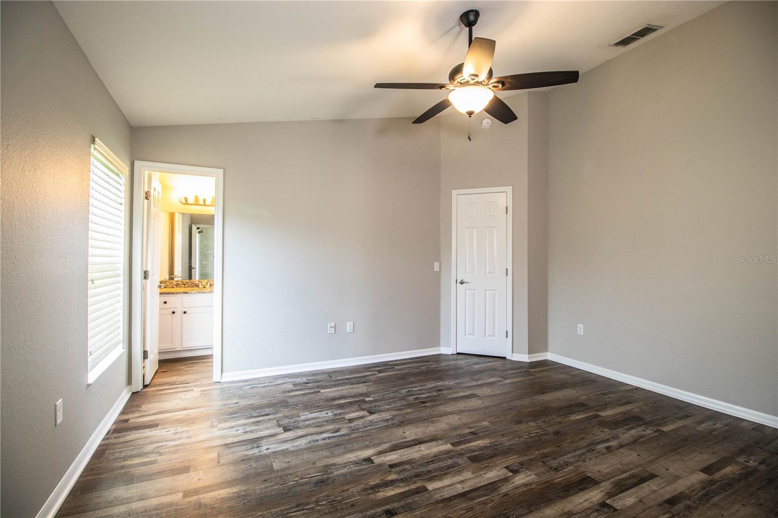 Image 17 of 51 For 2745 Stonewood Drive