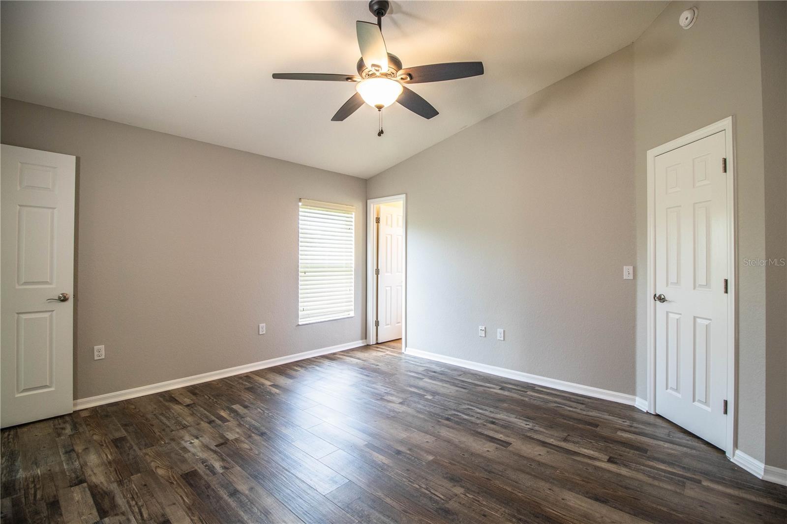 Image 18 of 51 For 2745 Stonewood Drive