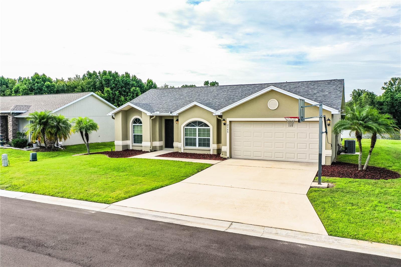 Image 3 of 51 For 2745 Stonewood Drive