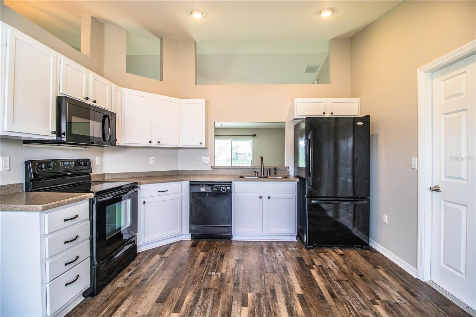 Image 7 of 51 For 2745 Stonewood Drive