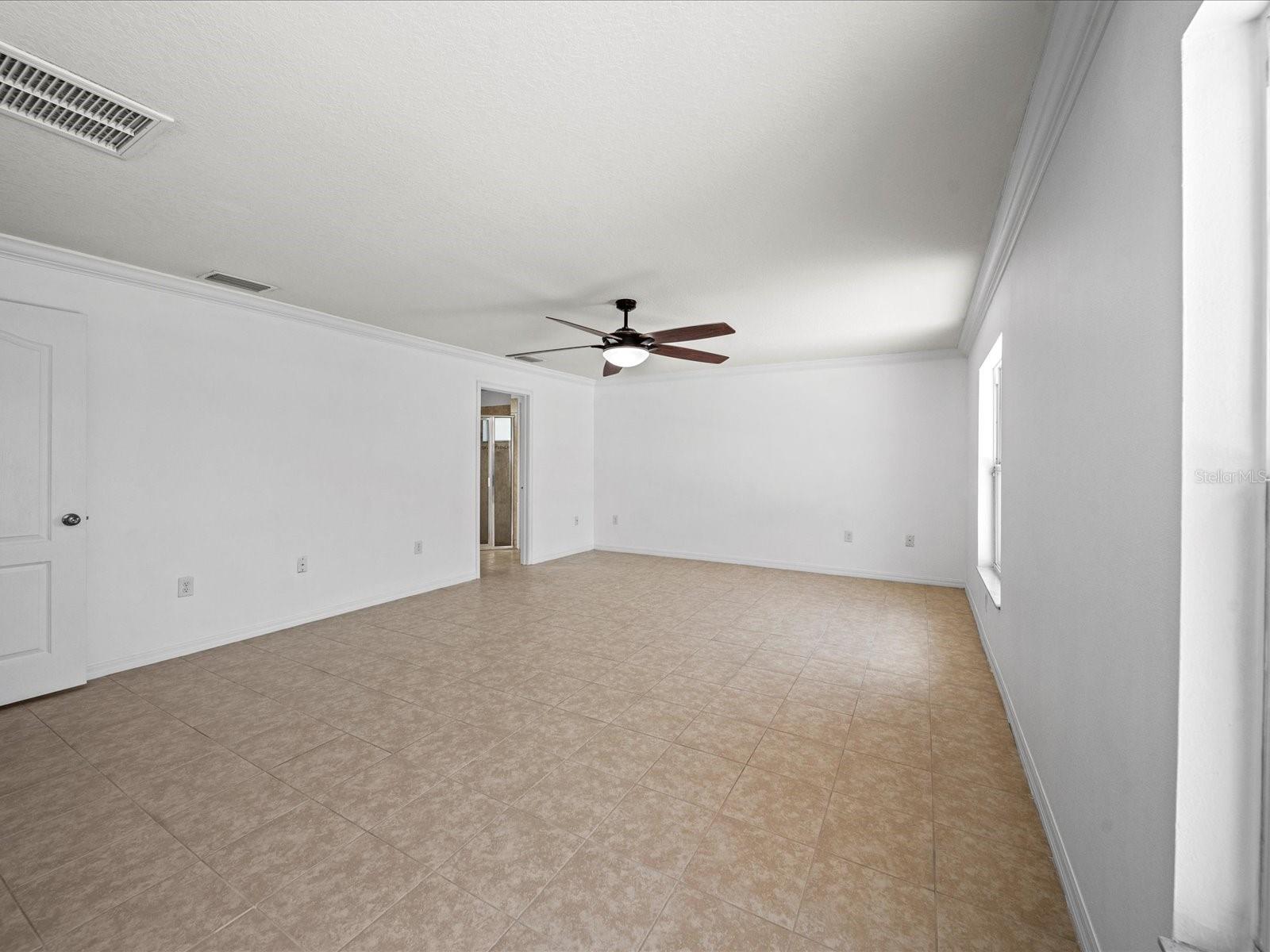Image 14 of 60 For 5611 Aral Drive