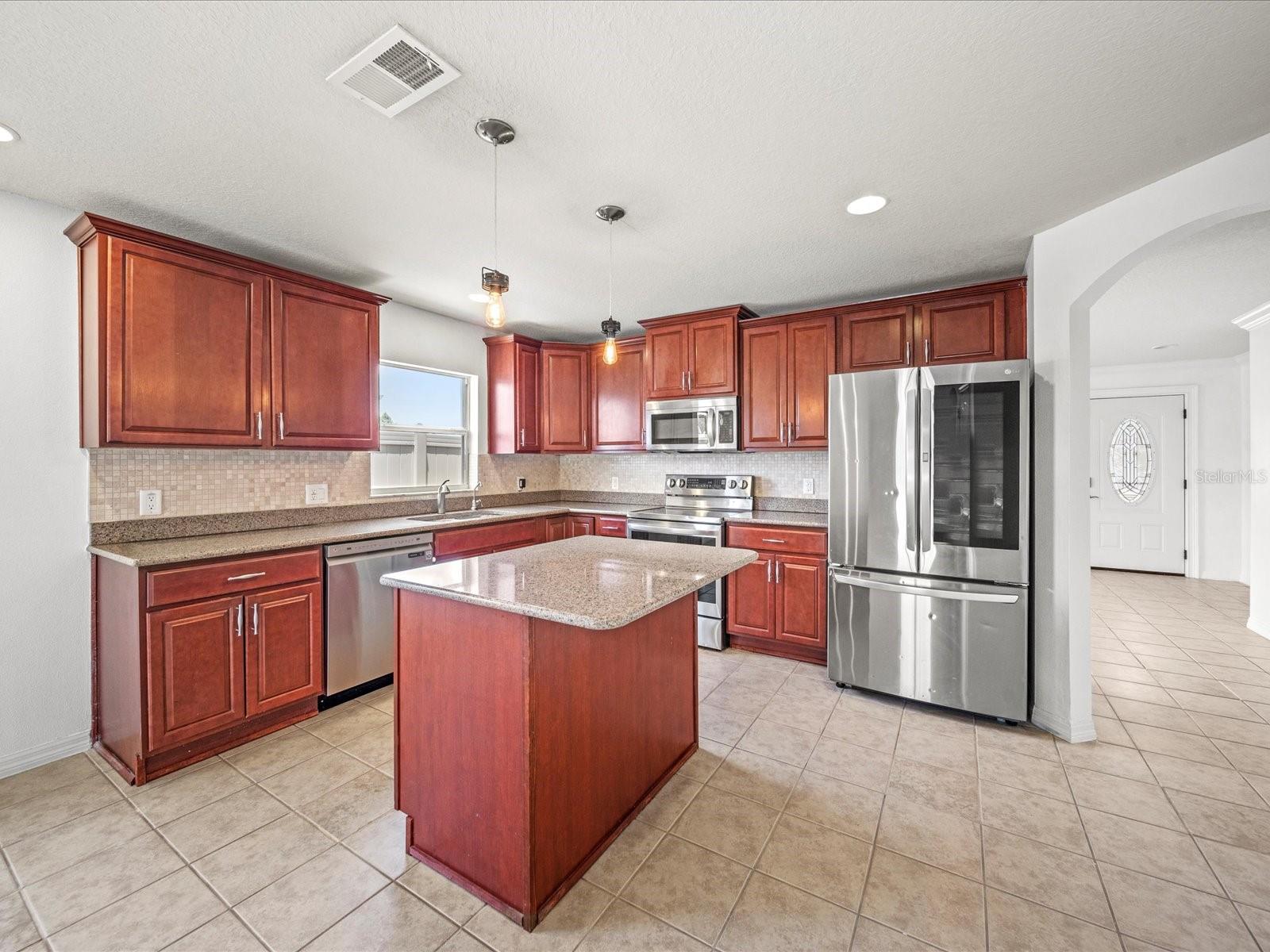 Image 7 of 60 For 5611 Aral Drive