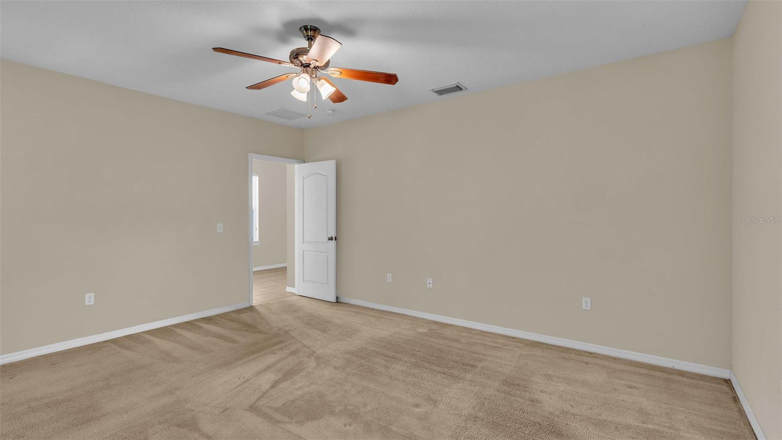 Image 14 of 32 For 6838 Glenbrook Drive