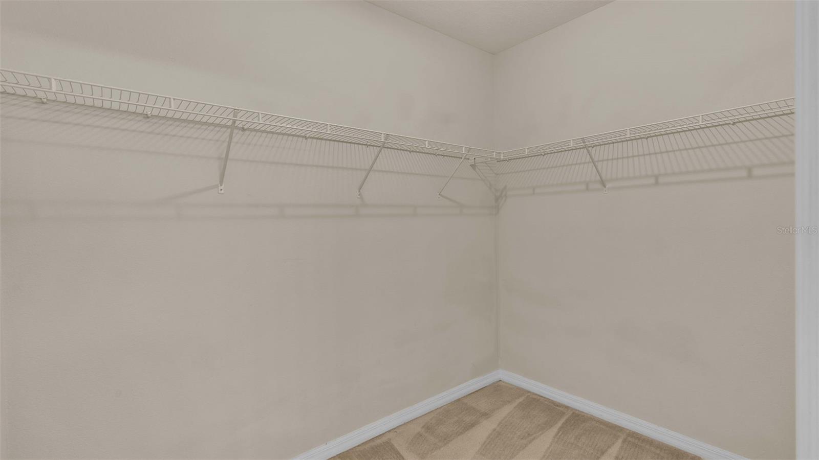 Image 19 of 32 For 6838 Glenbrook Drive