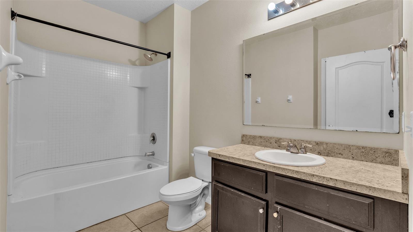 Image 22 of 32 For 6838 Glenbrook Drive