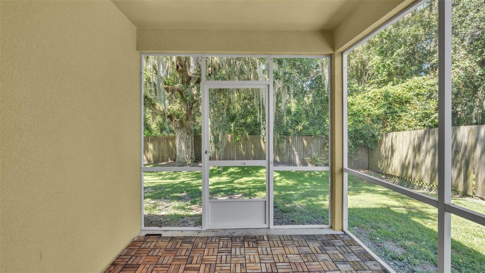 Image 25 of 32 For 6838 Glenbrook Drive