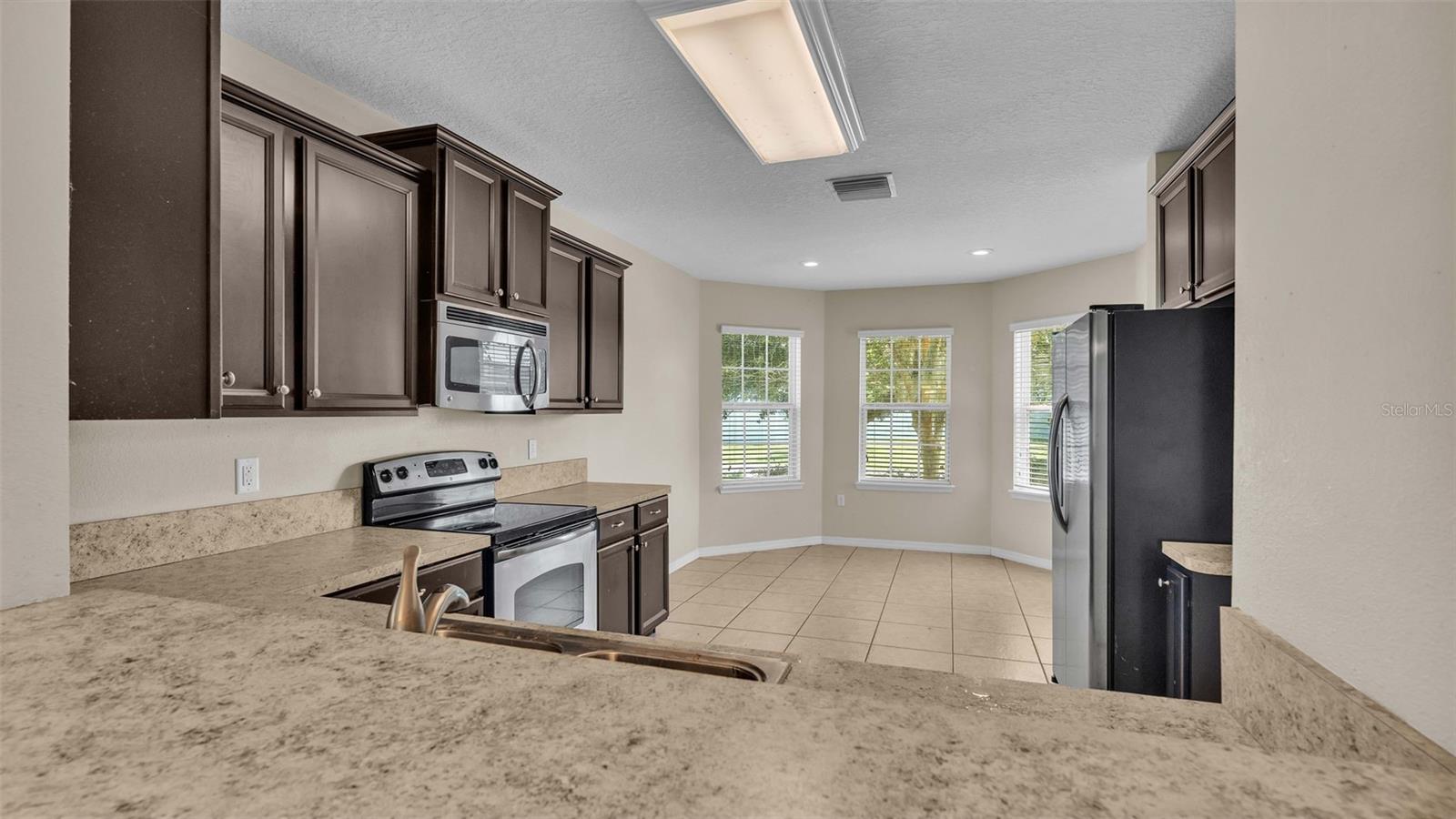 Image 6 of 32 For 6838 Glenbrook Drive