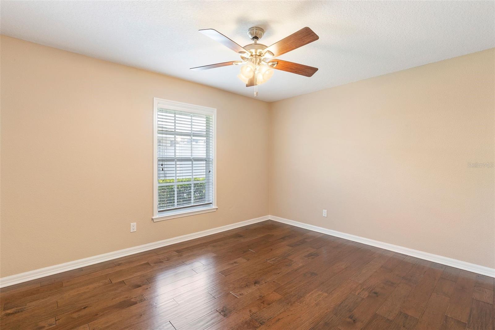 Image 25 of 43 For 5523 Highlands Vista Circle