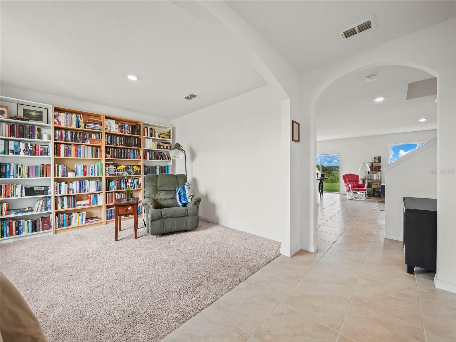Image 3 of 37 For 2811 Grandbury Grove