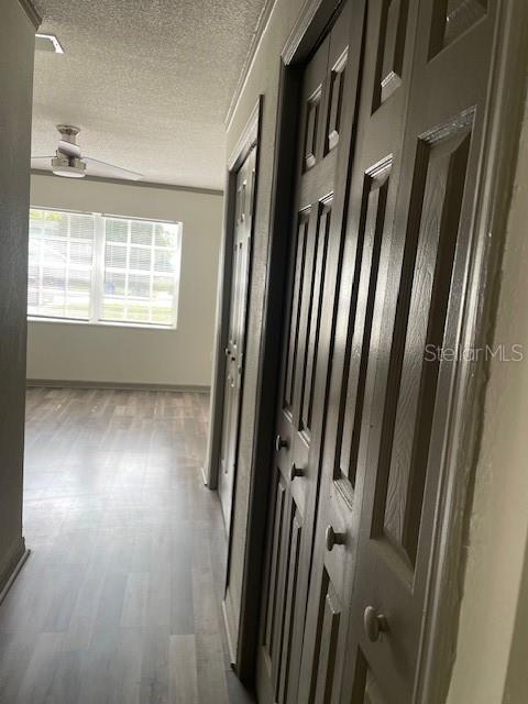 Image 20 of 27 For 1100 Lowry Avenue 33