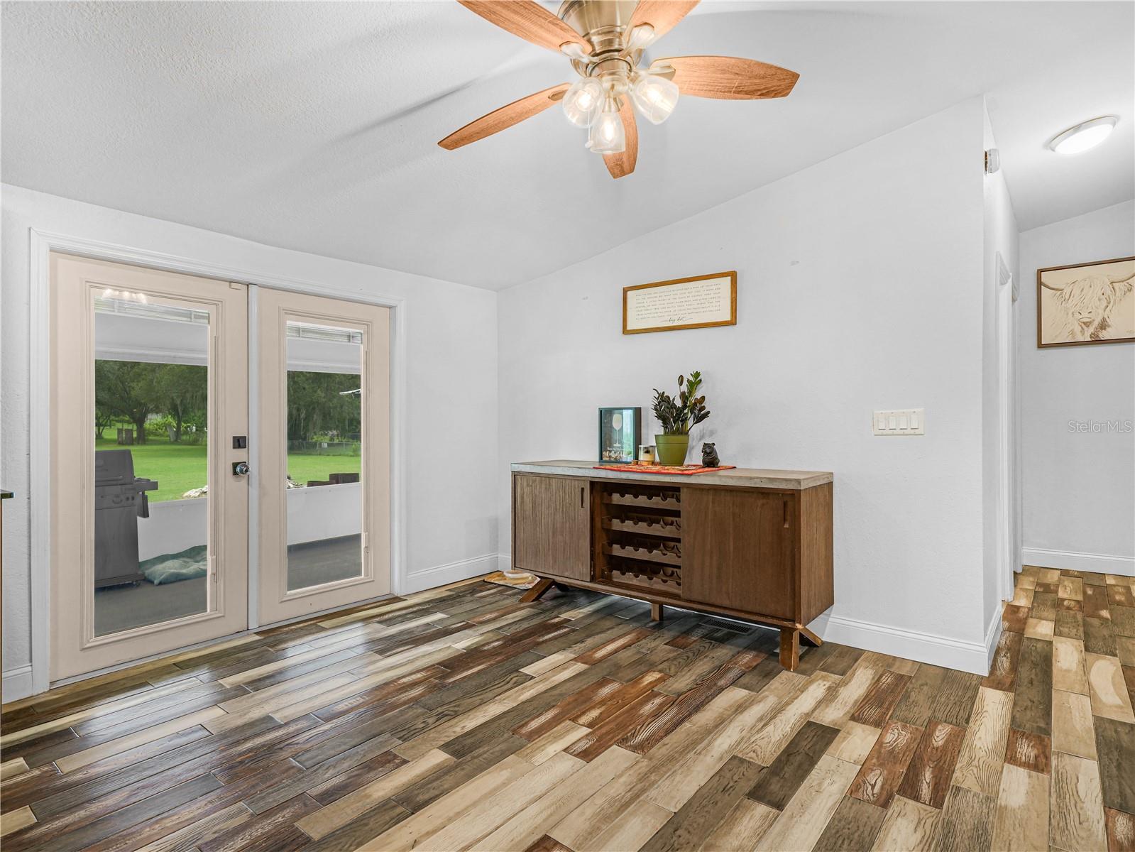 Image 12 of 39 For 2227 Bruton Road