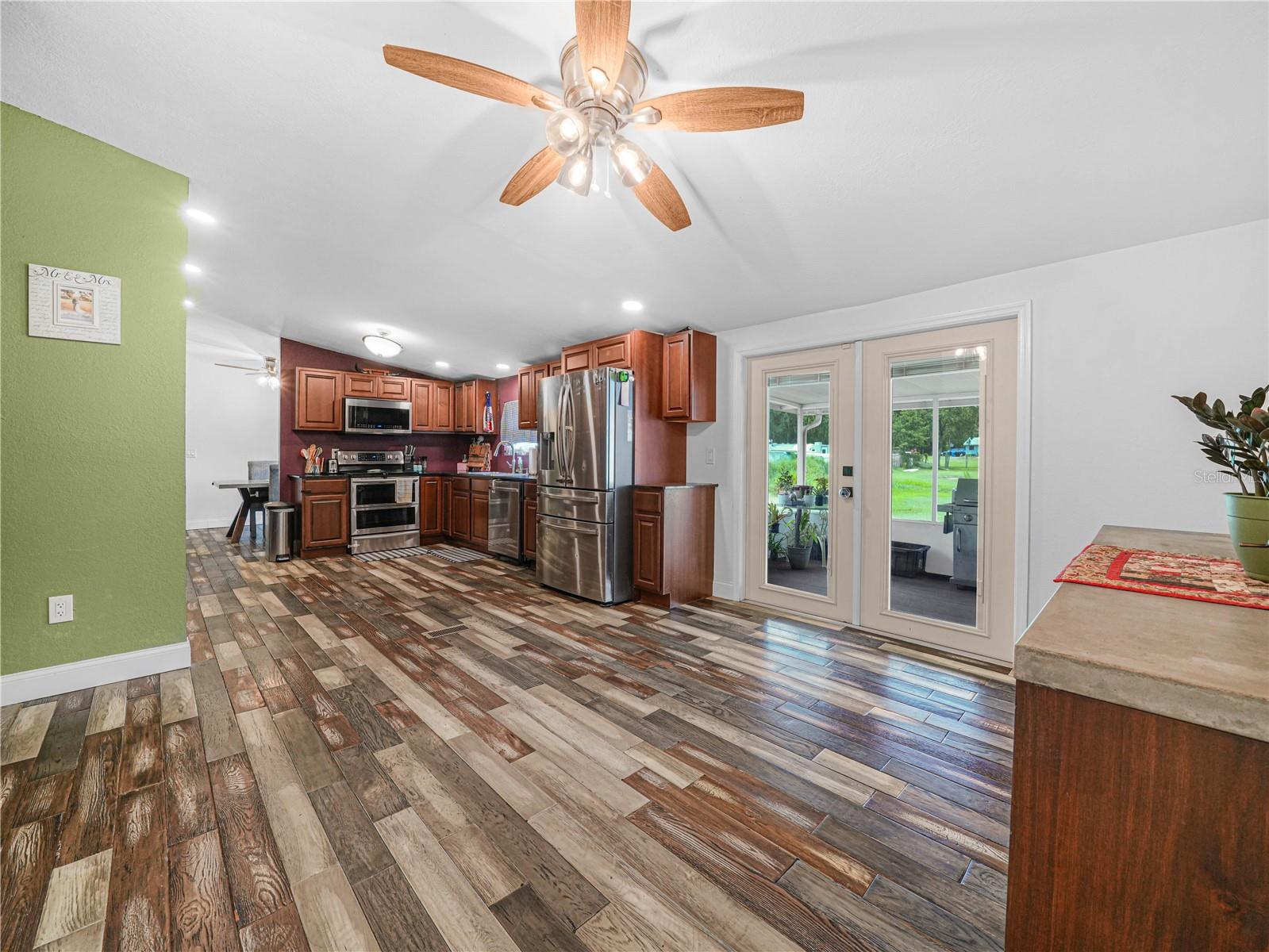 Image 13 of 39 For 2227 Bruton Road