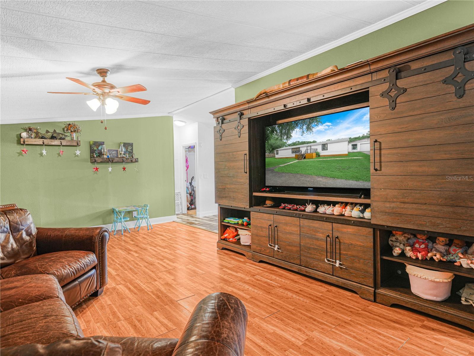 Image 4 of 39 For 2227 Bruton Road