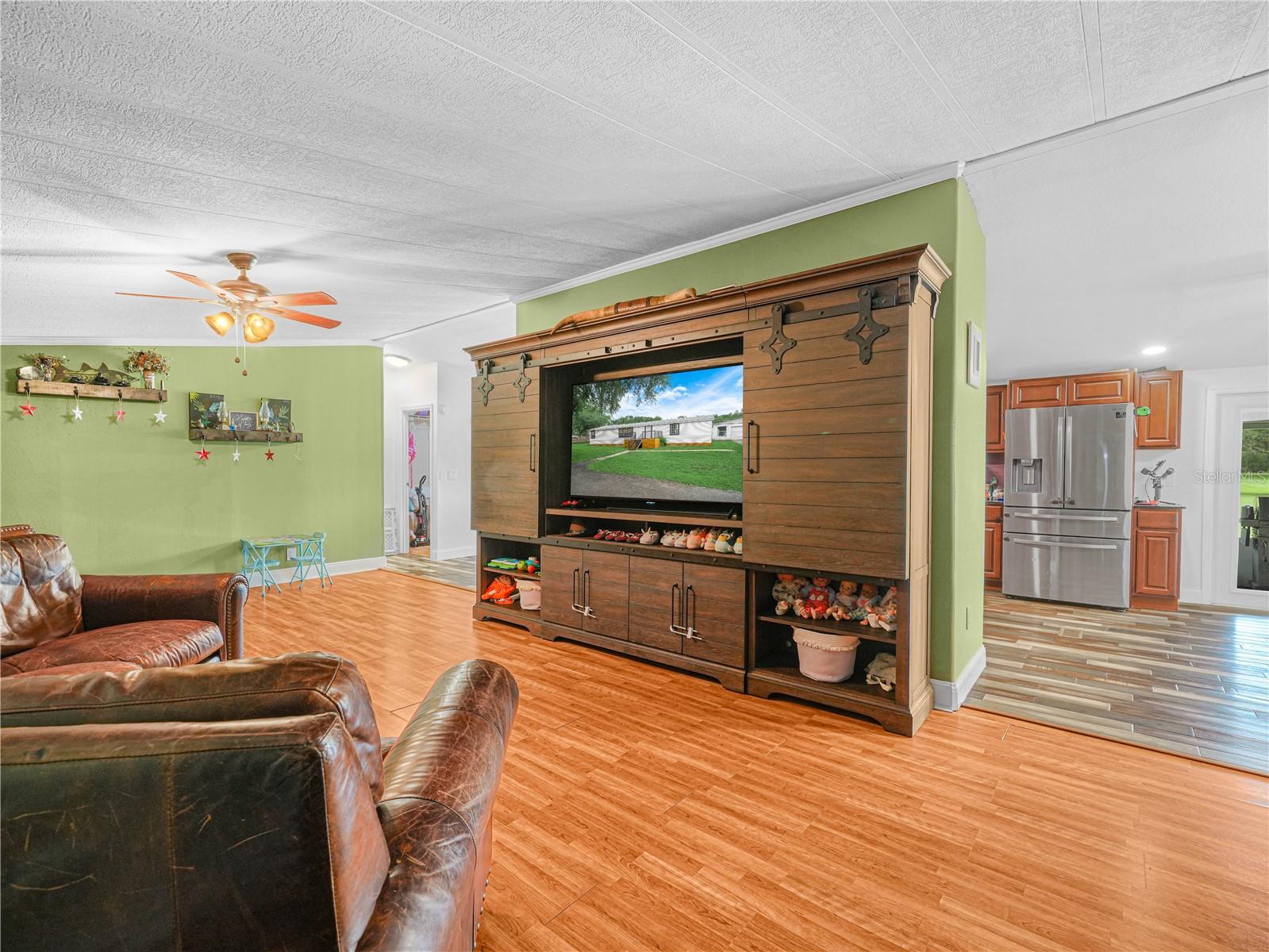 Image 5 of 39 For 2227 Bruton Road