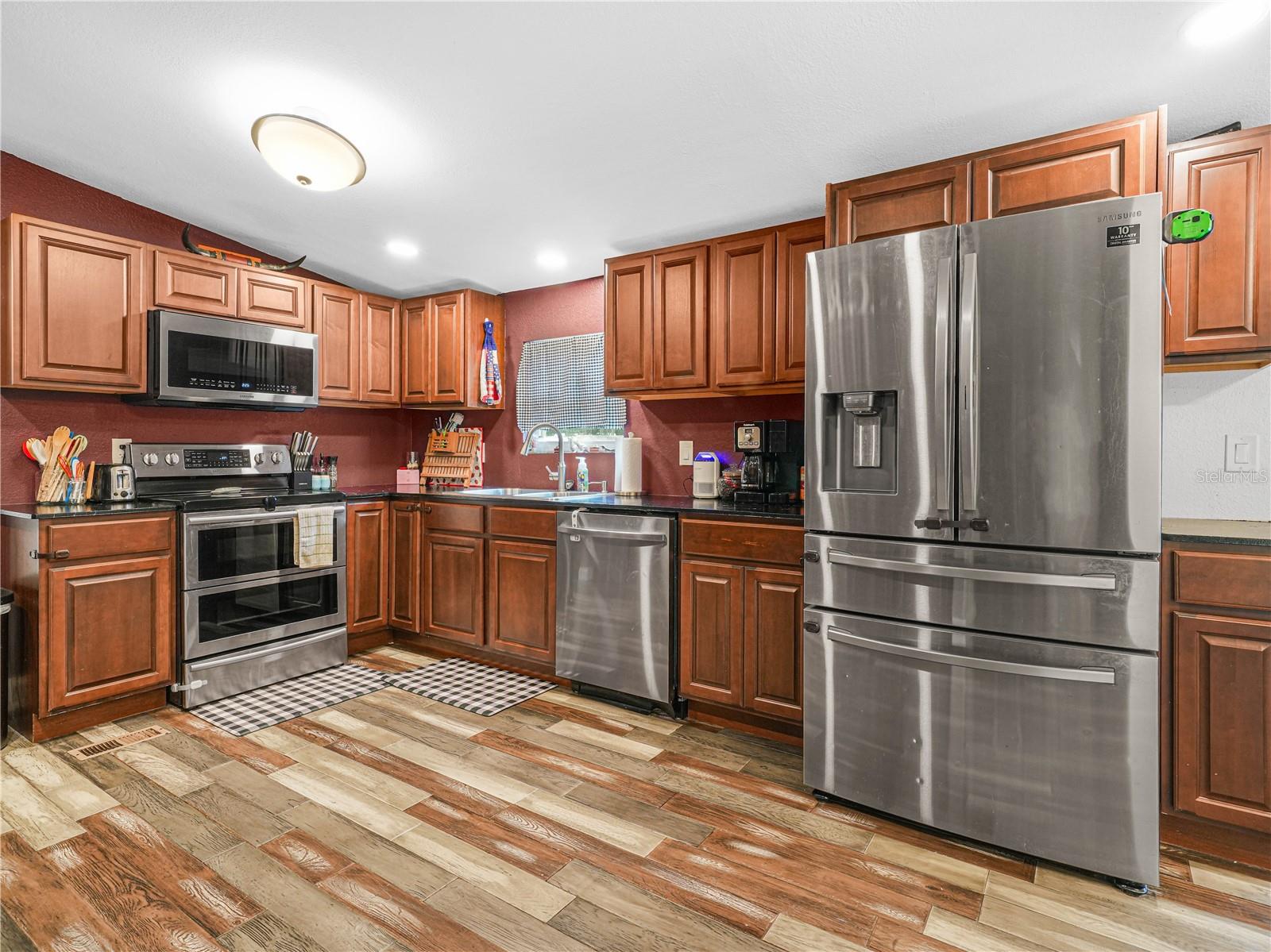 Image 9 of 39 For 2227 Bruton Road