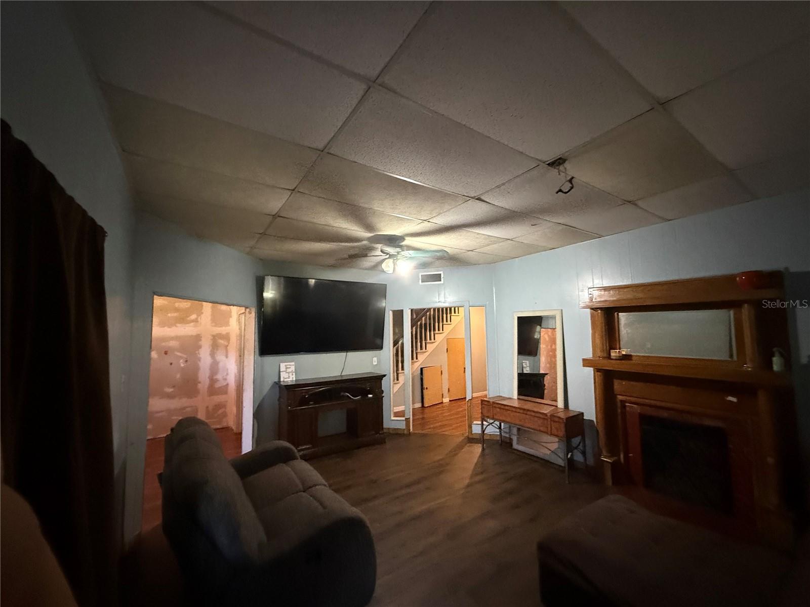Image 5 of 18 For 608 Cleveland Avenue