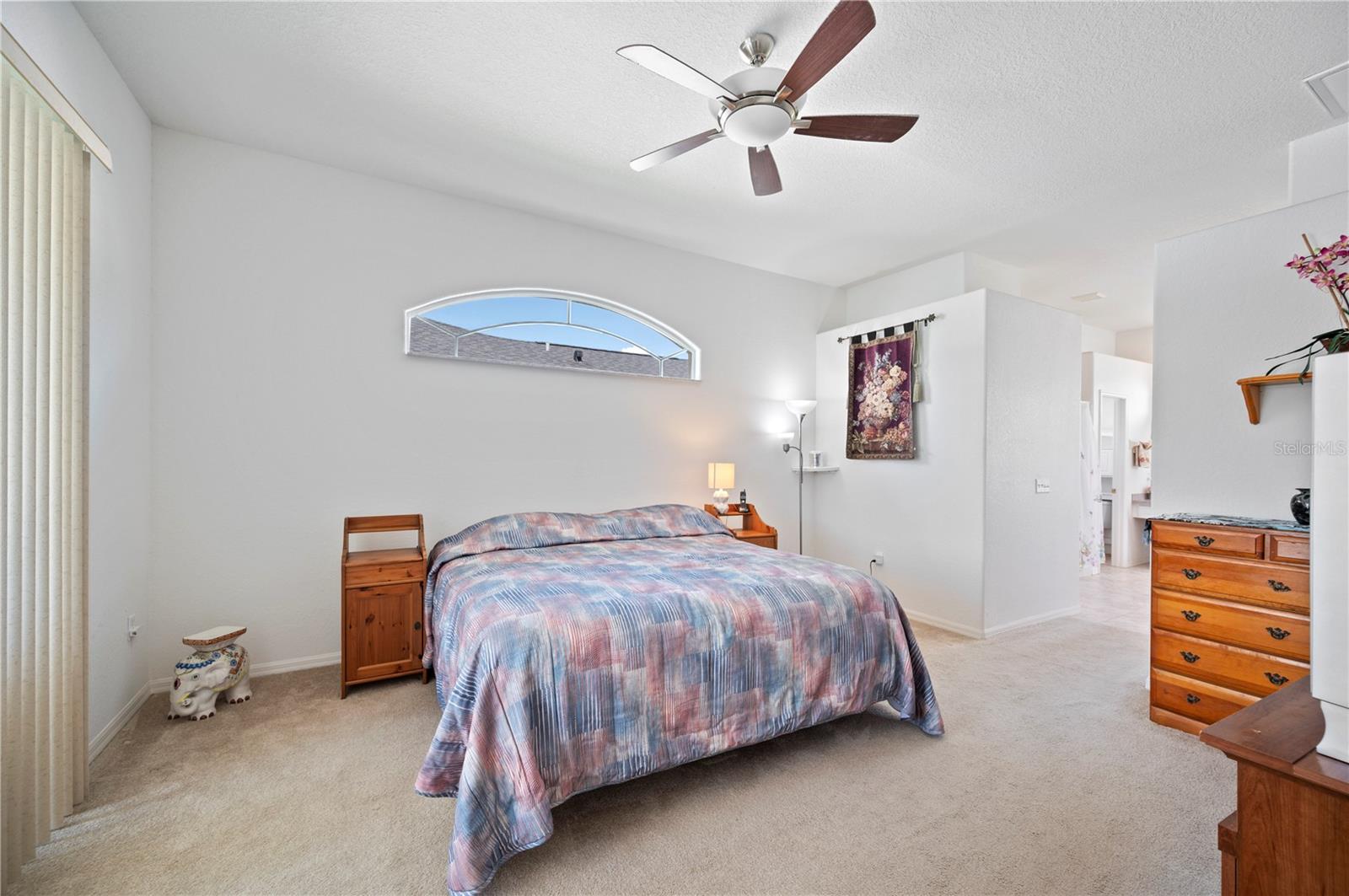 Image 7 of 15 For 525 Seven Oaks Street
