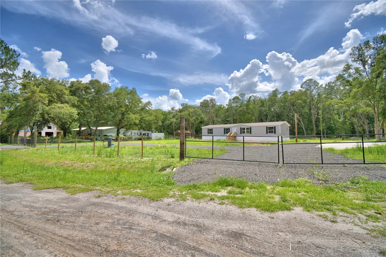 Image 4 of 54 For 12440 Ranchland Trail