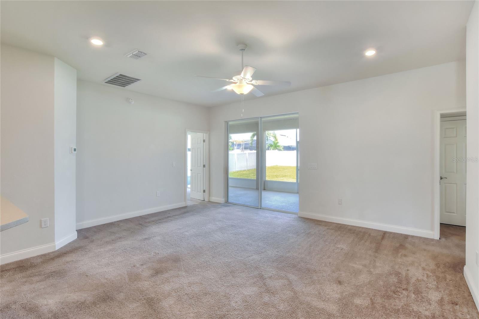 Image 22 of 61 For 6855 Treymont Drive
