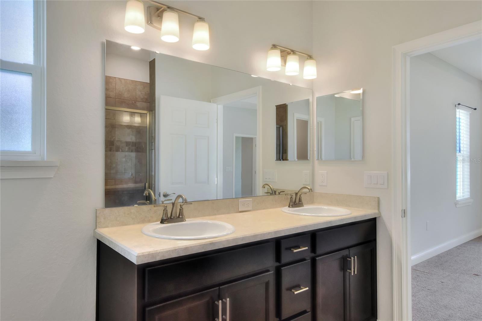 Image 29 of 61 For 6855 Treymont Drive