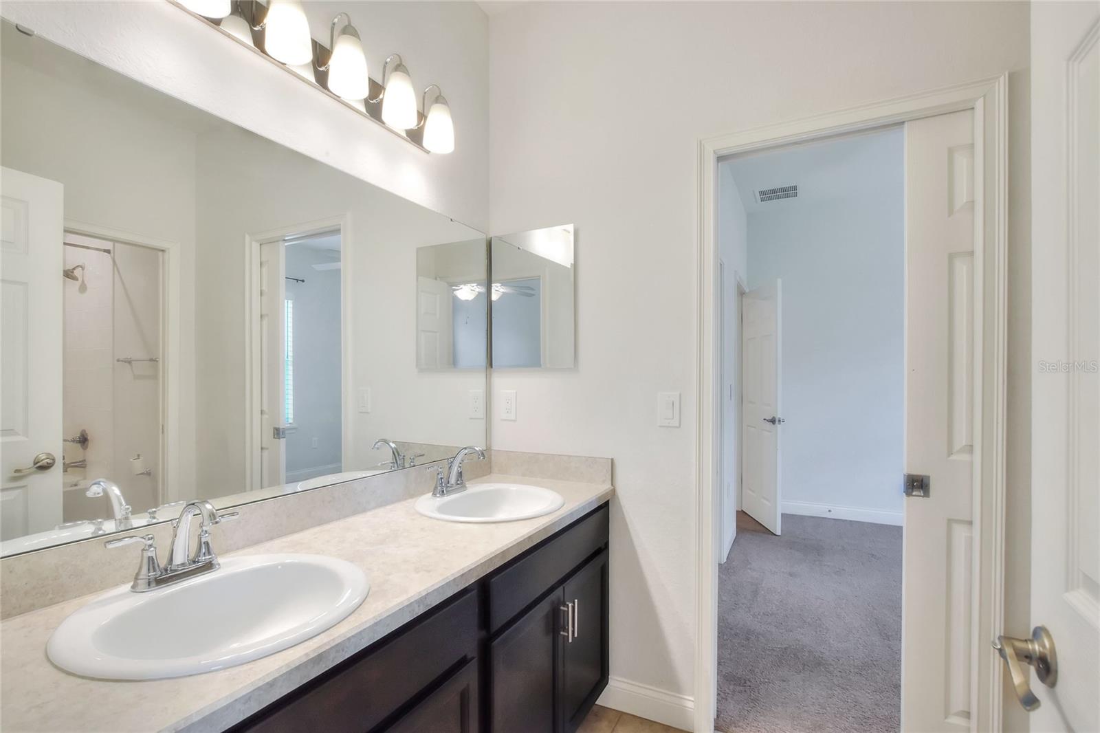 Image 36 of 61 For 6855 Treymont Drive