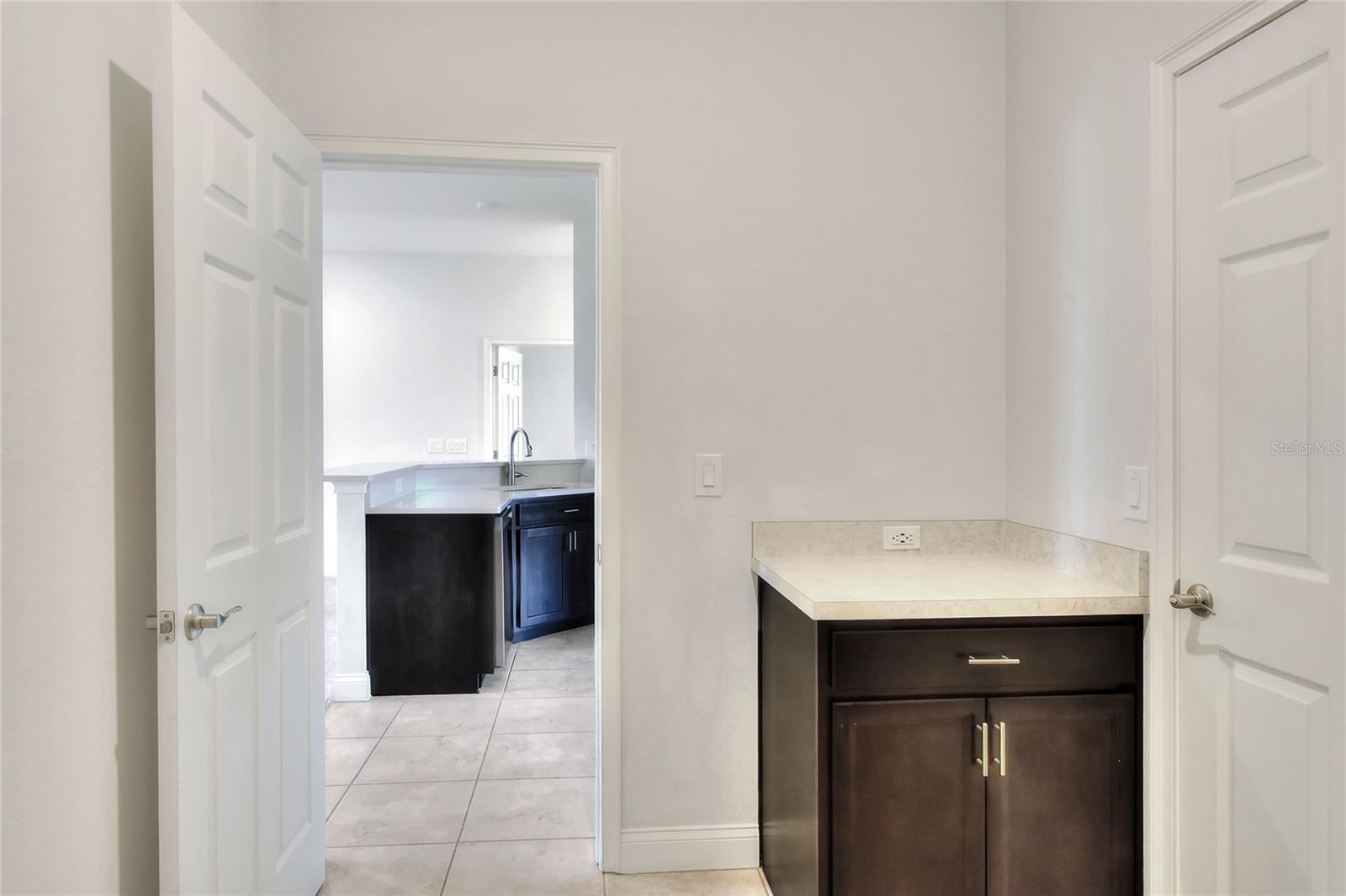 Image 40 of 61 For 6855 Treymont Drive