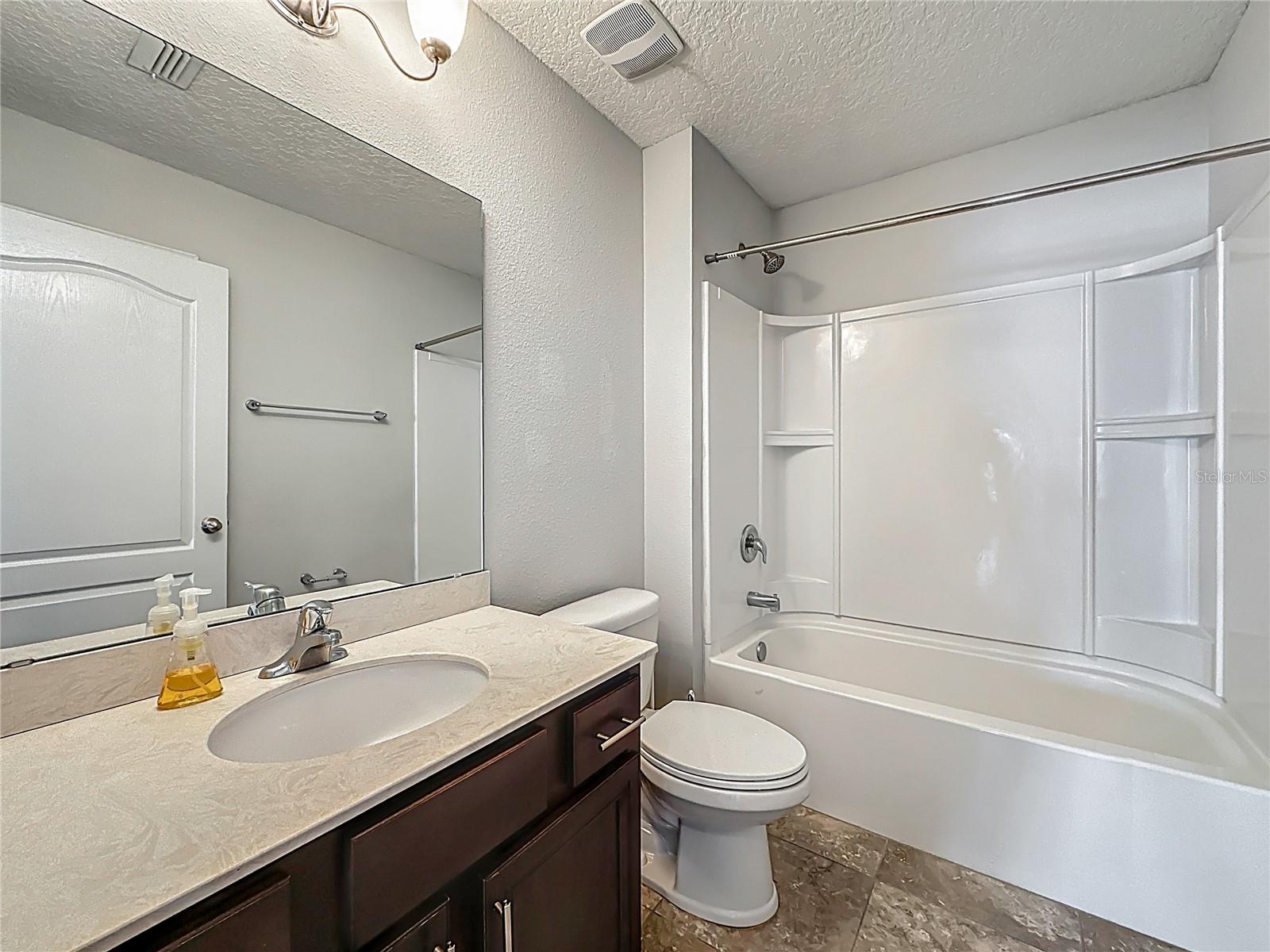 Image 14 of 29 For 12586 Itani Way