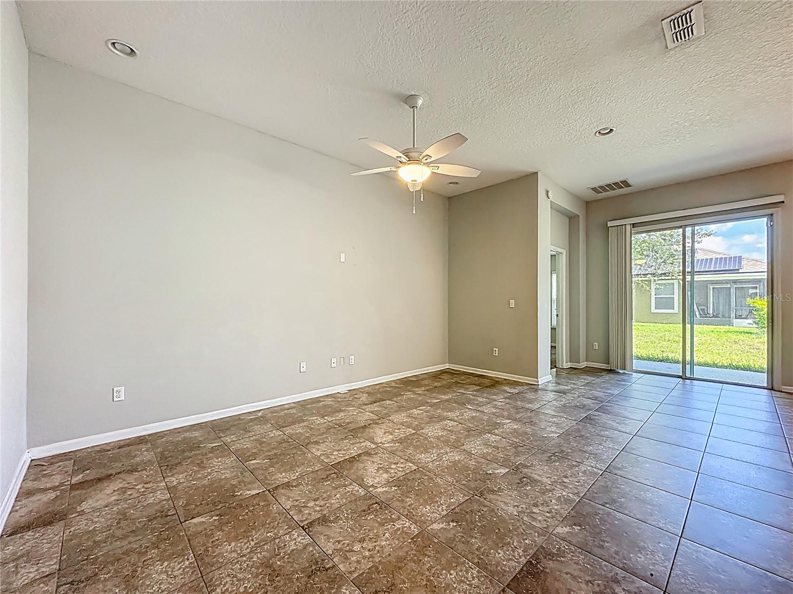 Image 17 of 29 For 12586 Itani Way