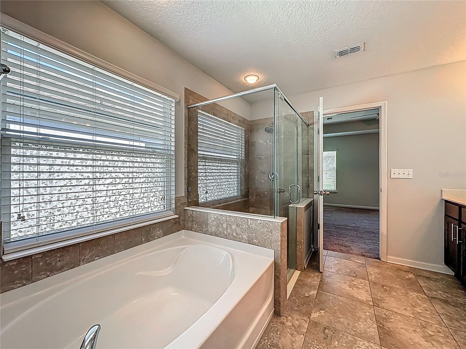 Image 26 of 29 For 12586 Itani Way