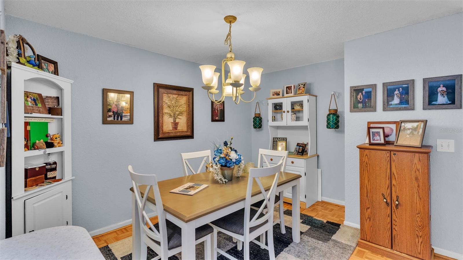Image 21 of 40 For 4390 Sunnyside Drive