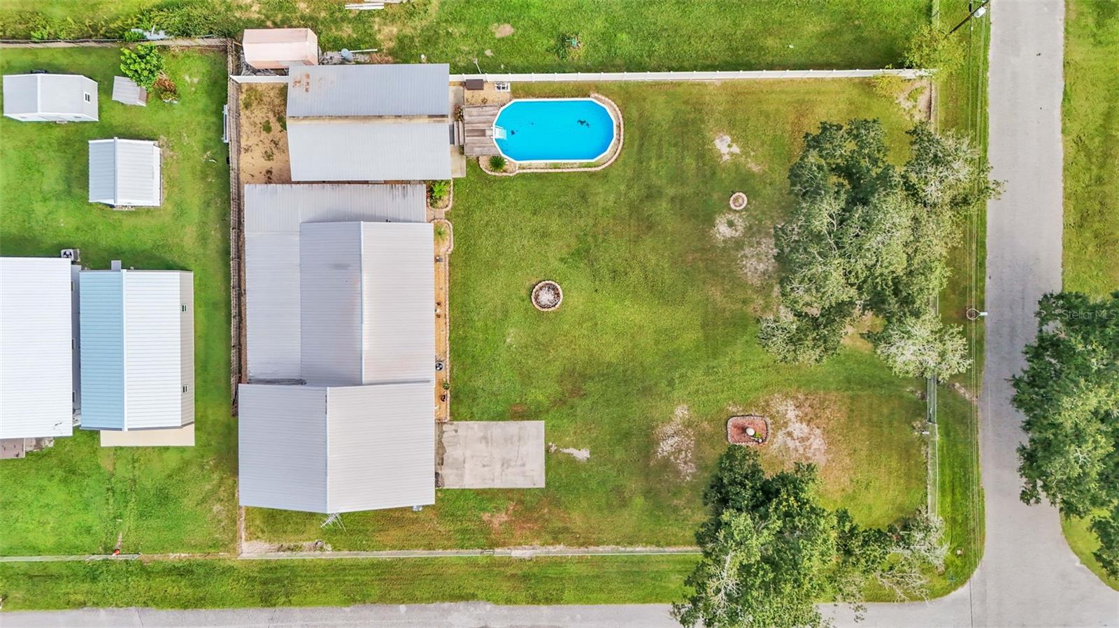 Image 34 of 40 For 4390 Sunnyside Drive