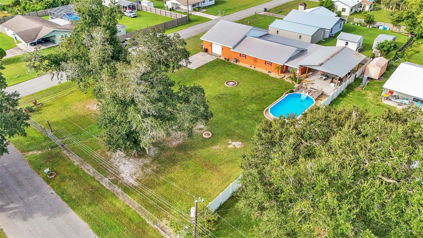 Image 37 of 40 For 4390 Sunnyside Drive