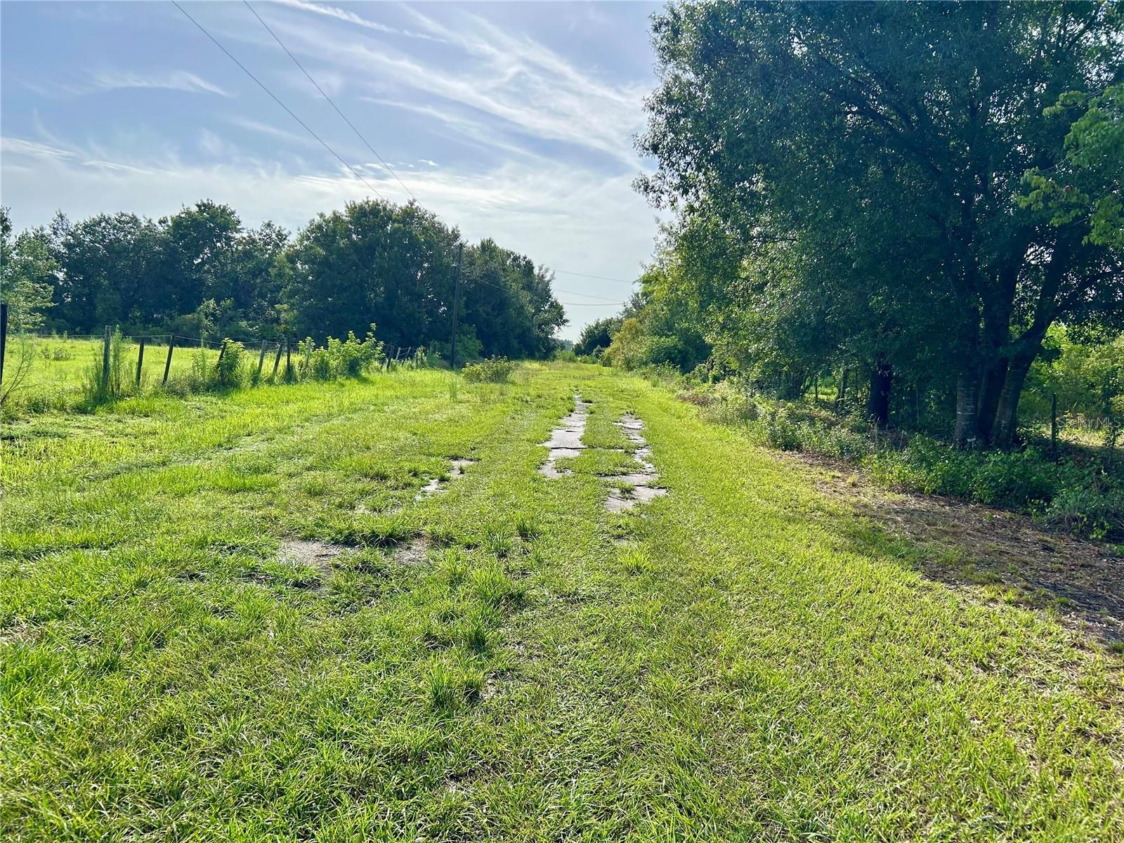 Image 17 of 19 For 1134 Hopkins Lane