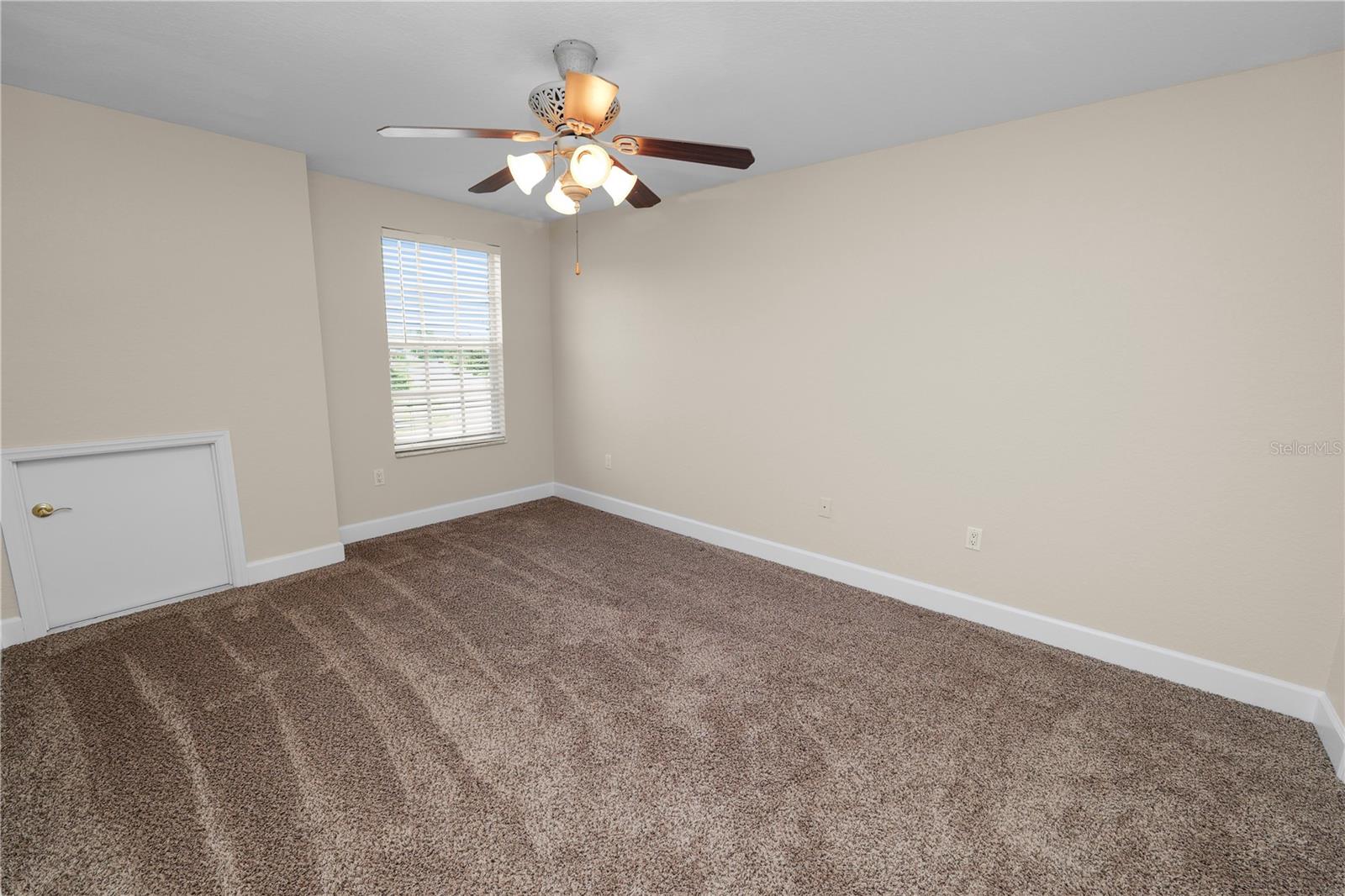Image 32 of 69 For 2710 Huntington Hills Drive