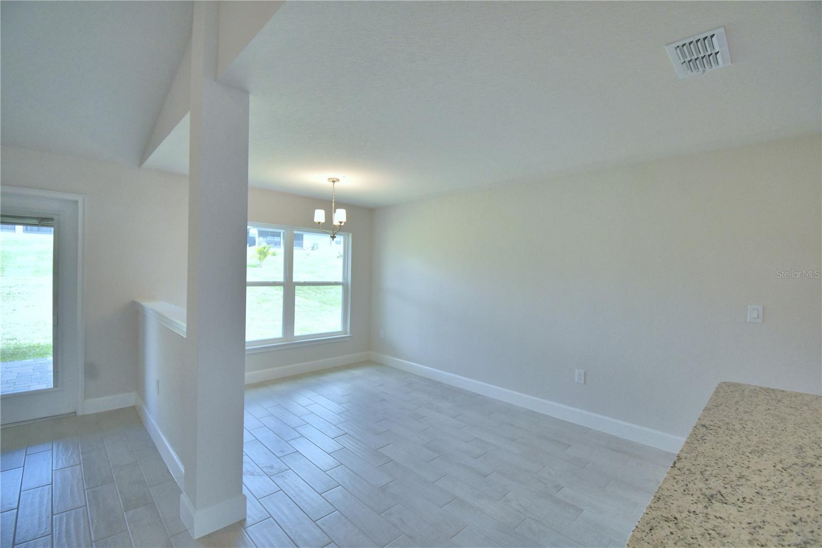Image 18 of 91 For 5298 Tennessee Ridge Court
