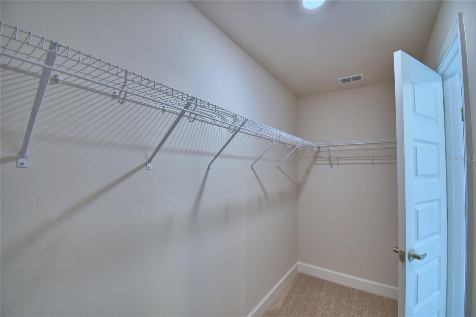Image 42 of 91 For 5298 Tennessee Ridge Court