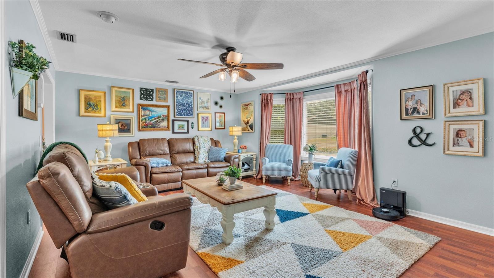 Image 22 of 90 For 512 Water Oak Court