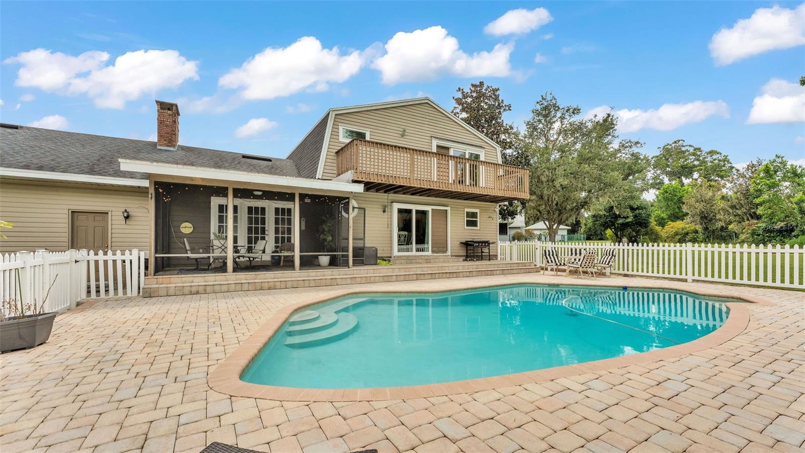 Image 65 of 90 For 512 Water Oak Court
