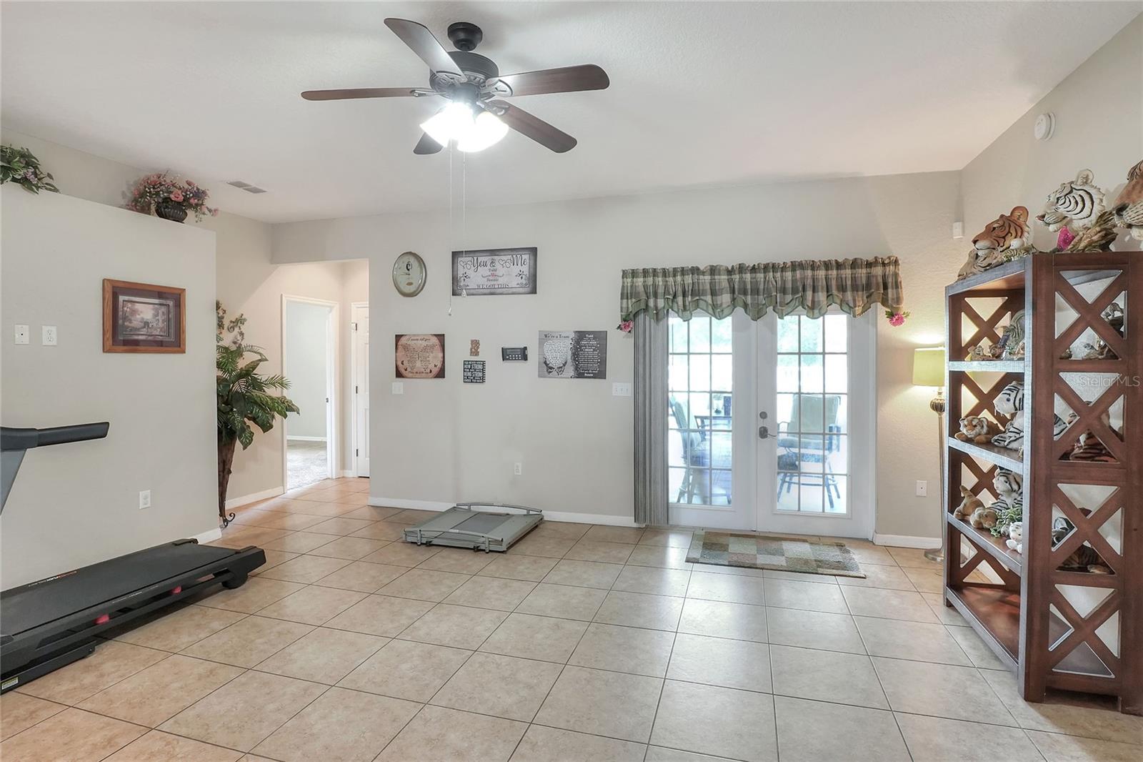 Image 19 of 52 For 930 Princeton Manor Lane